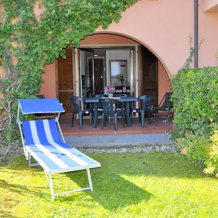 Beautiful In The Vineyard With Shared Pool * Polpenazze del Garda