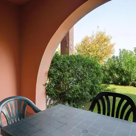 Beautiful In The Vineyard With Shared Pool * Polpenazze del Garda